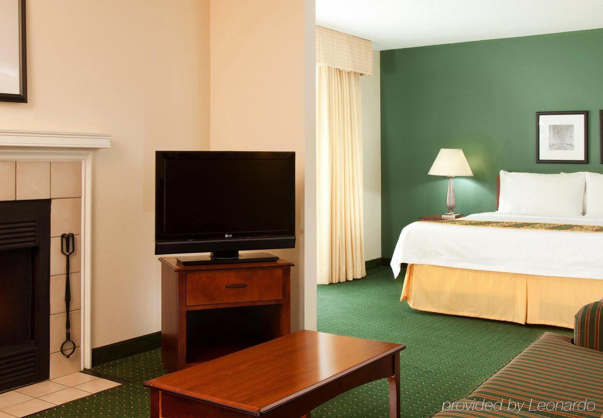 Residence Inn Kansas City Downtown/Union Hill Extérieur photo