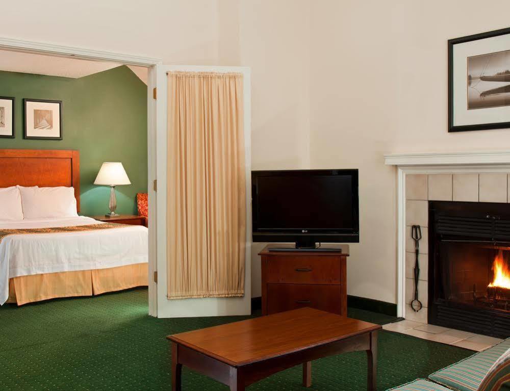 Residence Inn Kansas City Downtown/Union Hill Extérieur photo
